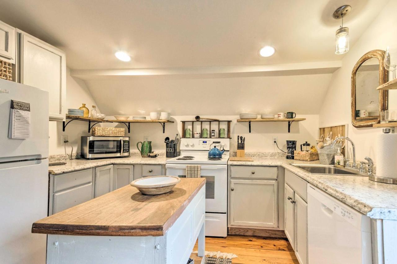 Modern Farmhouse Duplex By Stream, 4 Mi To Boone! Блоуинг Рок Екстериор снимка